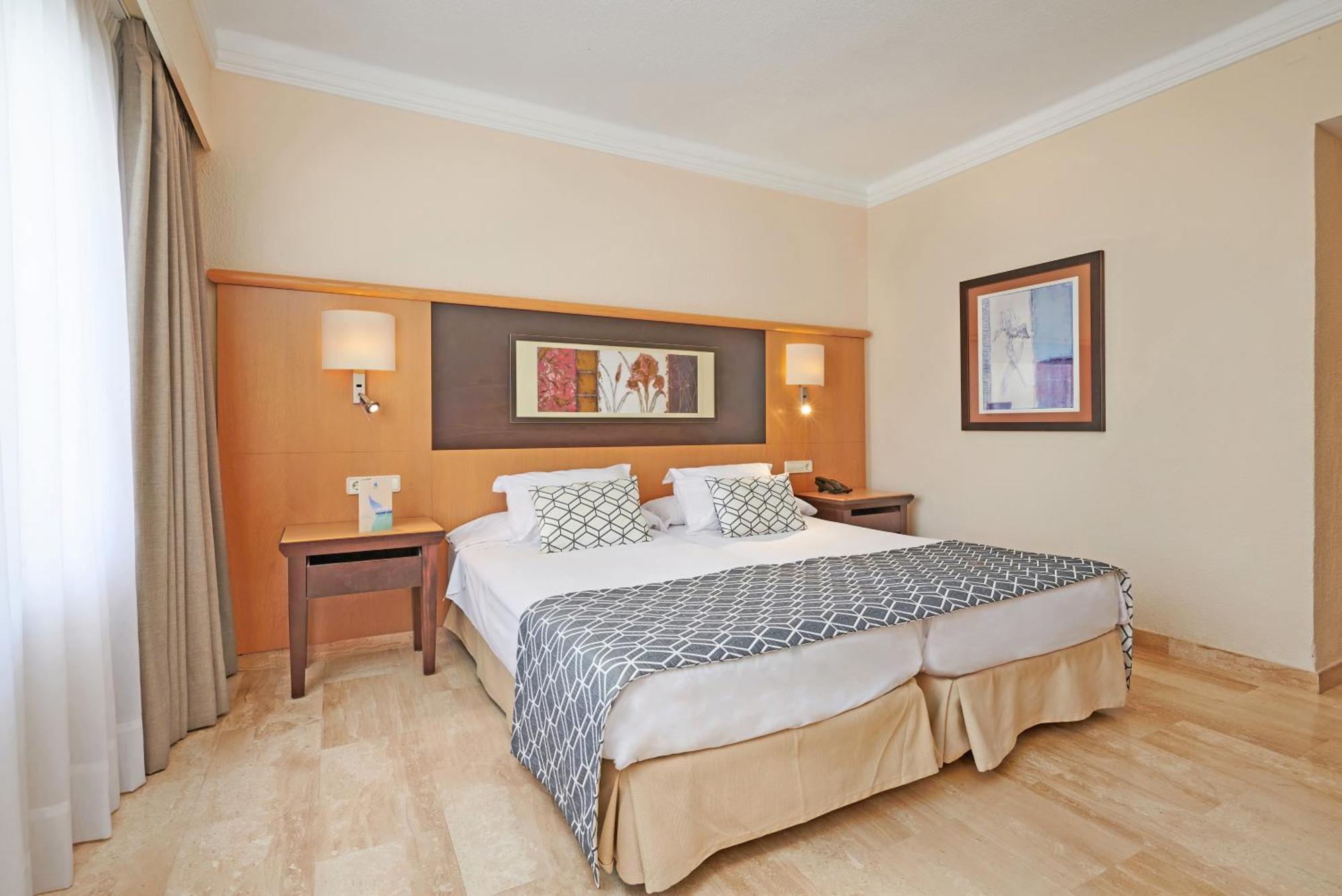 Grupotel Nilo & Spa Peguera Eksteriør billede